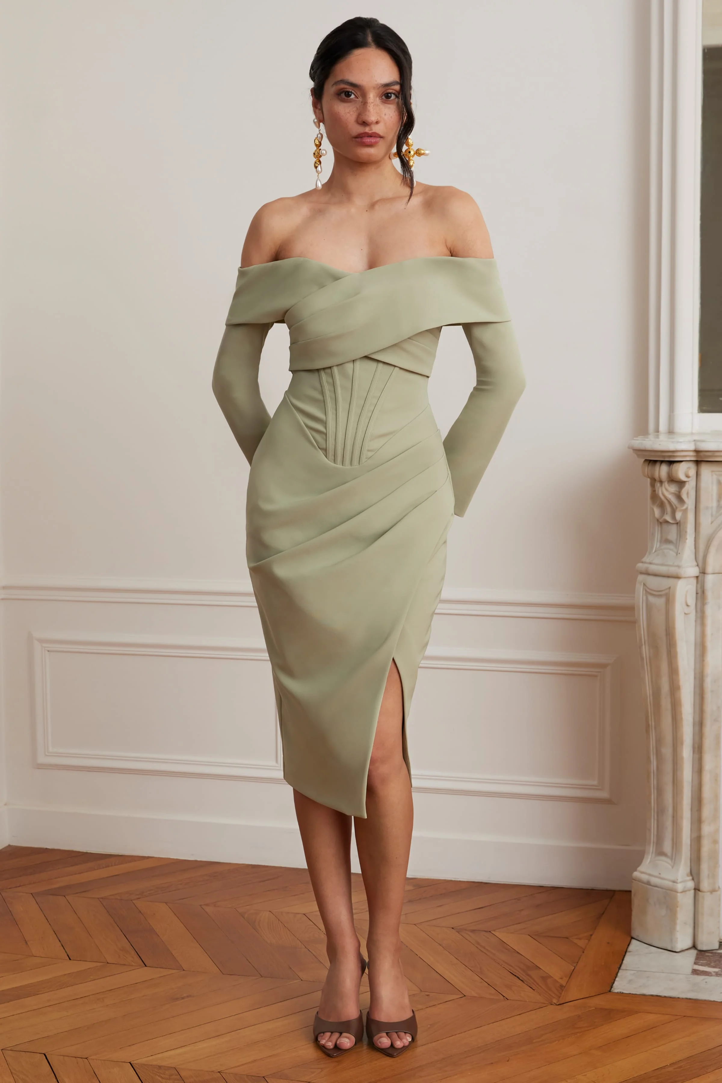 Sale & Outlet Collection
